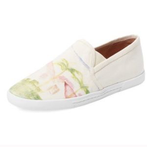 Joie slip ons